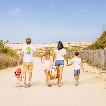 Une journée en famille à Bisca : du lever au coucher du soleil