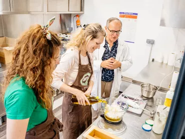 1200x900_le-monde-de-eva-13-8336153