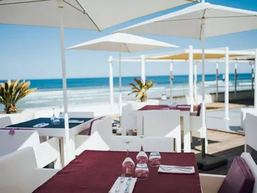 Resto de la plage terrasse3 Resto de la plage terrasse3