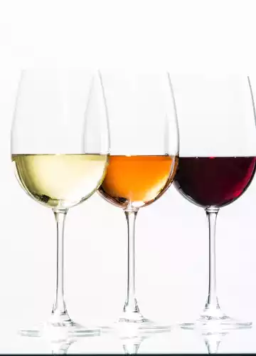 Les vins de tursan, rouge, rosé, blanc