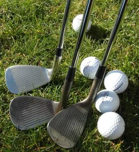 grass-lawn-recreation-golf-sports-equipment-golfing-982669-pxhere.com (1)