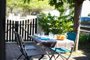 Conciergerie Grands Lacs table2