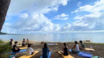 Cours yoga au lac