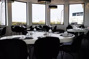 Resto de la plage salle