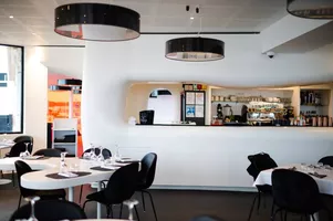 Resto de la plage salle2